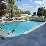 Pensión Aura Castle Picquigny