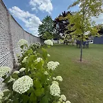 Pensión Aura Castle