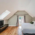 Aura Castle