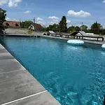 Aura Castle Pensión Picquigny