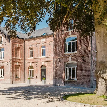 Aura Castle Гостевой дом 4*