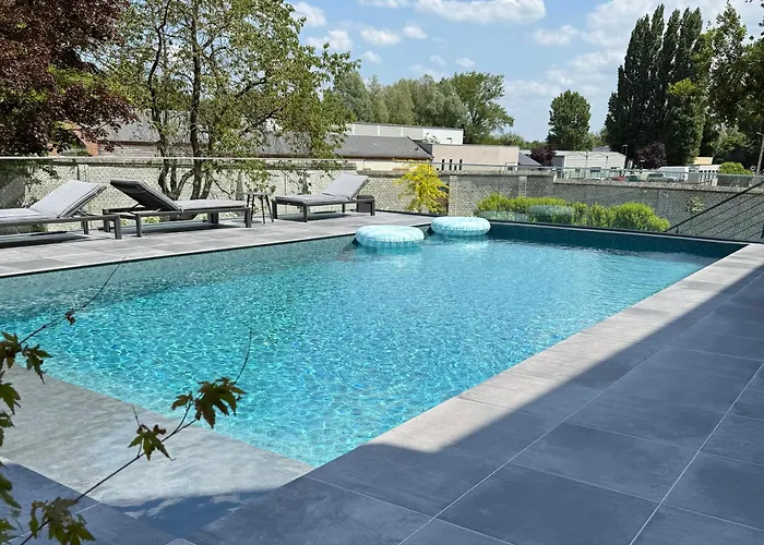 Gasthof Aura Castle Picquigny