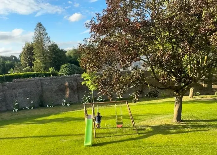 Gasthof Aura Castle Picquigny